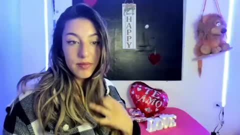 Snapshot of queen_natttyy chatting on 9, 3, 2025 queen_natttyy online show from 9, 3, 2025