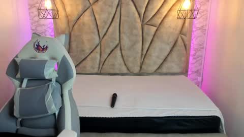 Snapshot of queen_perla_ chatting on 21, 1, 2025 online show from 21, 1, 2025