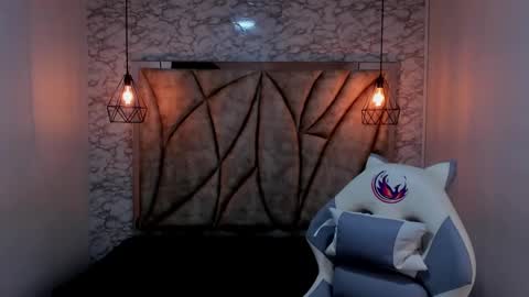 Snapshot of queen_perla_ chatting on 12, 2, 2025 online show from 12, 2, 2025