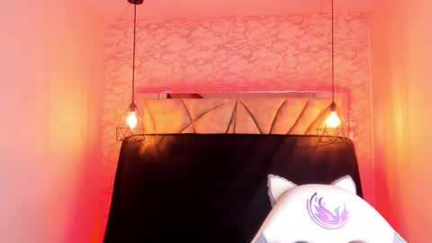 Snapshot of queen_perla_ chatting on 21, 2, 2025 online show from 21, 2, 2025