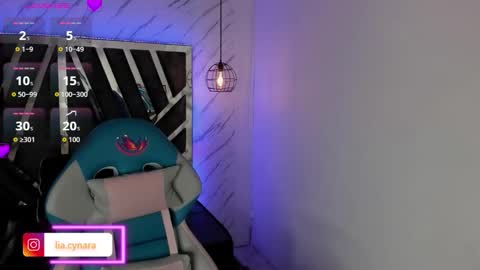 Snapshot of queen_perla_ chatting on 26, 9, 2025 online show from 26, 9, 2025