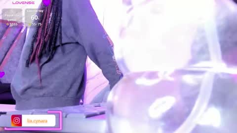 Snapshot of queen_perla_ chatting on 7, 10, 2025 online show from 7, 10, 2025