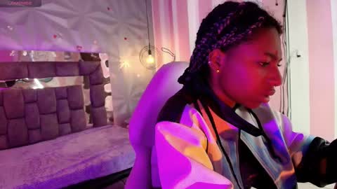 Snapshot of queen_perla_ chatting on 8, 2, 2026 online show from 8, 2, 2026