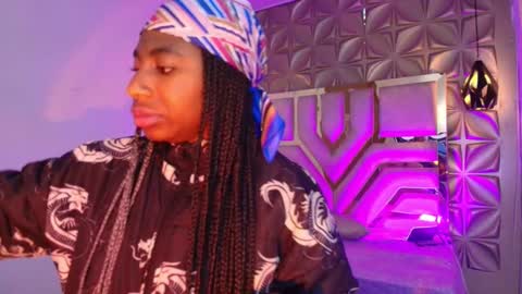 Snapshot of queen_perla_ chatting on 20, 2, 2026 online show from 20, 2, 2026