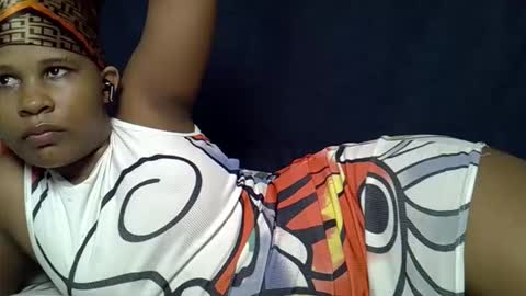 queen_polite1 online show from 9, 4, 2026