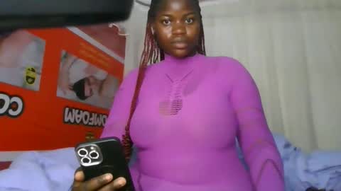 Snapshot of queen_sarafina chatting on 22, 3, 2026 Queen Sara online show from 22, 3, 2026