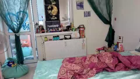 queen_x_joker online show from 13, 6, 2026