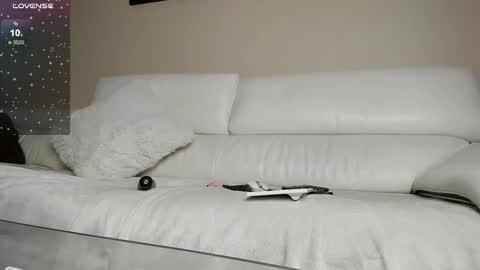  m online show from 2, 3, 2025