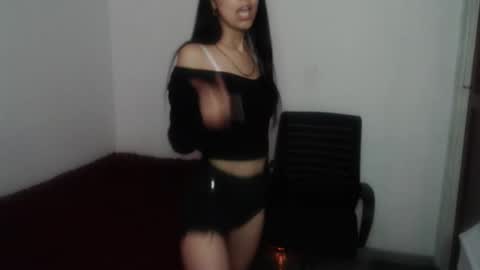 queenbyte_18 online show from 22, 12, 2025