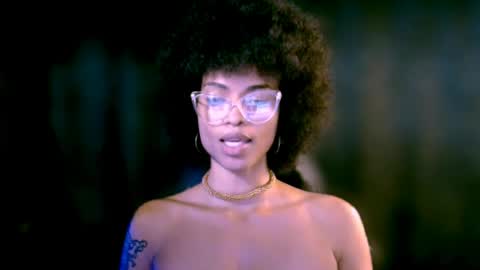 Snapshot of queendom_ing chatting on 12, 7, 2026 Sweet Goddess online show from 12, 7, 2026