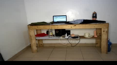 Nina online show from 5, 4, 2026