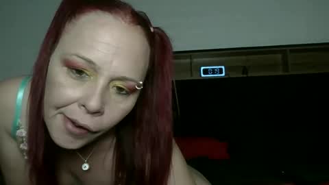 queenofmen69 online show from 27, 4, 2026