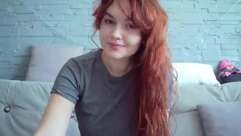 Snapshot of queenofmodels chatting on 28, 2, 2025 QueenOfModels online show from 28, 2, 2025