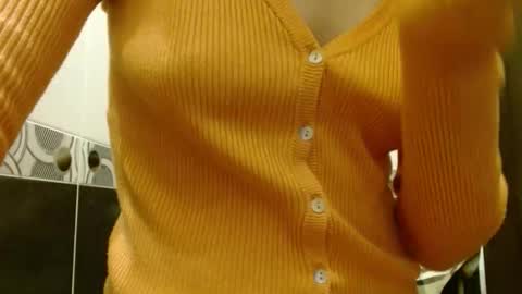 queenoftenderness online show from 14, 3, 2026