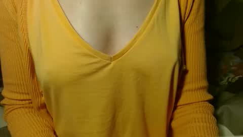 queenoftenderness online show from 26, 3, 2026