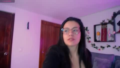 Snapshot of queenrose94 chatting on 14, 2, 2026 queenrose94 online show from 14, 2, 2026