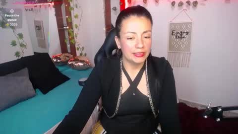 Snapshot of queenrose94 chatting on 25, 2, 2026 queenrose94 online show from 25, 2, 2026