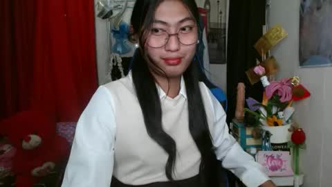 queensteffi online show from 9, 3, 2026