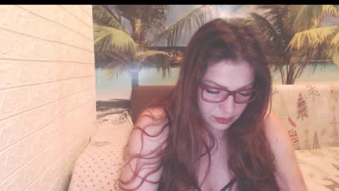 Snapshot of queenxnatasha chatting on 29, 10, 2025 queenxnatasha online show from 29, 10, 2025