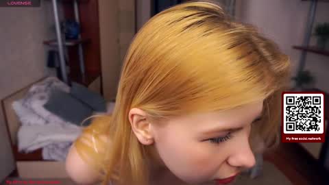 Snapshot of quennabrucker chatting on 26, 9, 2025 Tate online show from 26, 9, 2025
