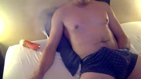 Snapshot of quentin12quentin chatting on 12, 11, 2025 Quentin online show from 12, 11, 2025