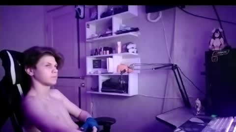 Snapshot of quiet_sh chatting on 11, 2, 2026 quiet_sh online show from 11, 2, 2026