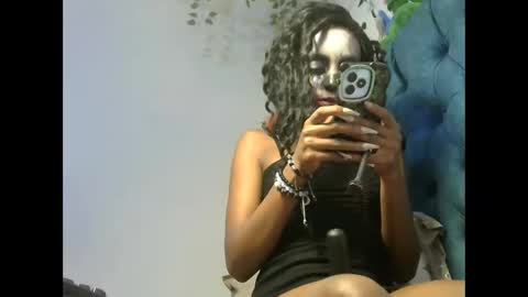 Snapshot of quin_z chatting on 1, 11, 2025 quin_z online show from 1, 11, 2025