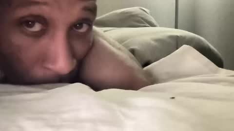 Snapshot of quindre chatting on 12, 10, 2025 quindre online show from 12, 10, 2025