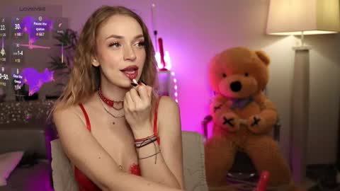 Nova Hollis online show from 20, 2, 2026