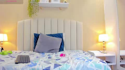 Rachel Donnelly online show from 12, 3, 2026