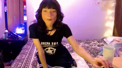 rachel_garden2 online show from 15, 11, 2025