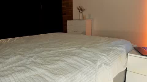 Sherryl online show from 3, 11, 2025