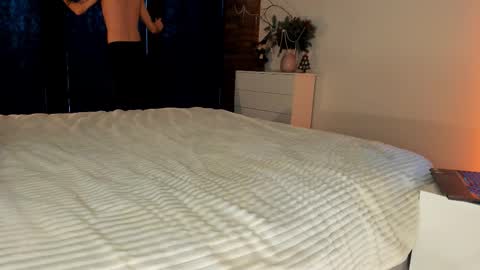 Sherryl online show from 16, 12, 2025