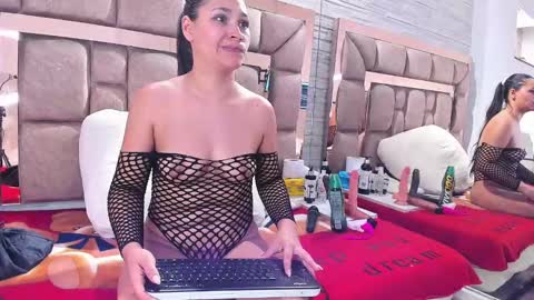 Snapshot of rachel_westt chatting on 21, 12, 2024 RACHEL online show from 21, 12, 2024