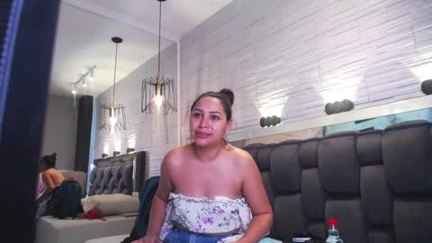 Snapshot of rachel_westt chatting on 24, 1, 2025 RACHEL online show from 24, 1, 2025