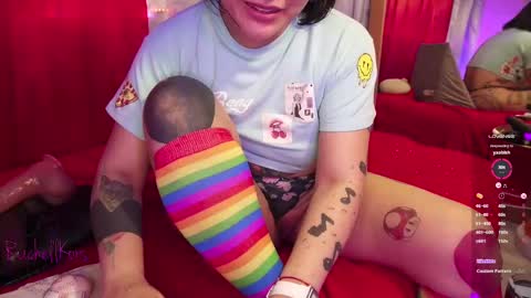 Snapshot of rachellkors_ chatting on 23, 2, 2025 rachellk online show from 23, 2, 2025