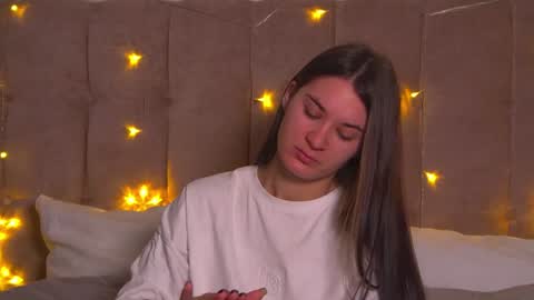 Snapshot of rachellsimpson chatting on 8, 12, 2024 RachellSimpson online show from 8, 12, 2024