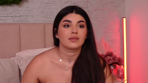 RachelSwaan online show from 6, 12, 2024