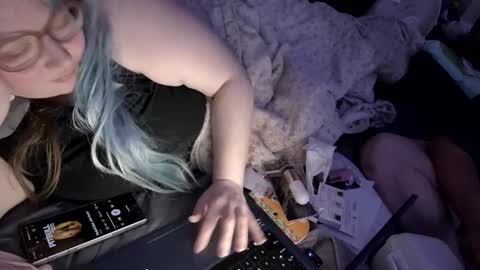 Snapshot of rachs_wardrobe chatting on 13, 3, 2026 rachs_wardrobe online show from 13, 3, 2026