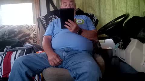 Snapshot of radiomantim chatting on 20, 4, 2026 Radioman for fun online show from 20, 4, 2026