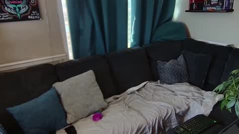 Snapshot of rado970 chatting on 14, 11, 2025 Lauren online show from 14, 11, 2025