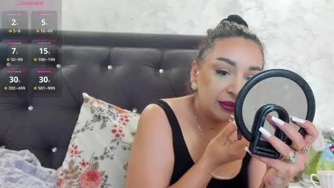 raelledarkstar online show from 22, 5, 2026