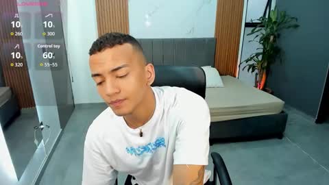 Snapshot of rafa_cruz chatting on 17, 9, 2025 rafa_cruz online show from 17, 9, 2025