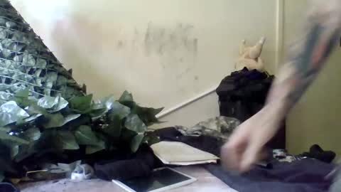 Snapshot of ragingzef69 chatting on 6, 3, 2025 Bigthickdickinvic online show from 6, 3, 2025