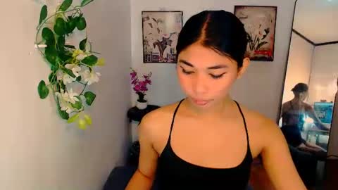 Snapshot of raindrizzle1706 chatting on 21, 12, 2025 raindrizzle1706 online show from 21, 12, 2025