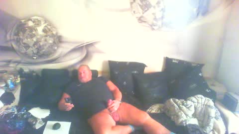 raintrops online show from 17, 6, 2026