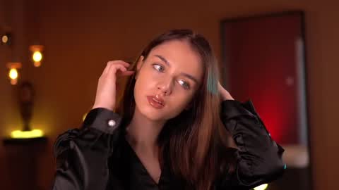 Snapshot of raisadoll chatting on 6, 3, 2025 Raisa online show from 6, 3, 2025