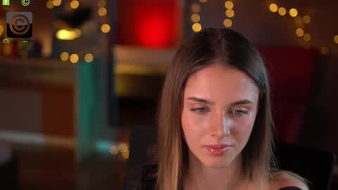 Snapshot of raisadoll chatting on 21, 12, 2025 Raisa online show from 21, 12, 2025