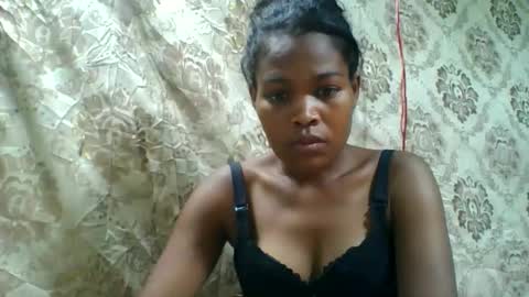 raissalove688460 online show from 3, 6, 2026