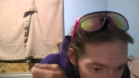Snapshot of raiyasunshyne chatting on 19, 7, 2026 raiyasunshyne online show from 19, 7, 2026
